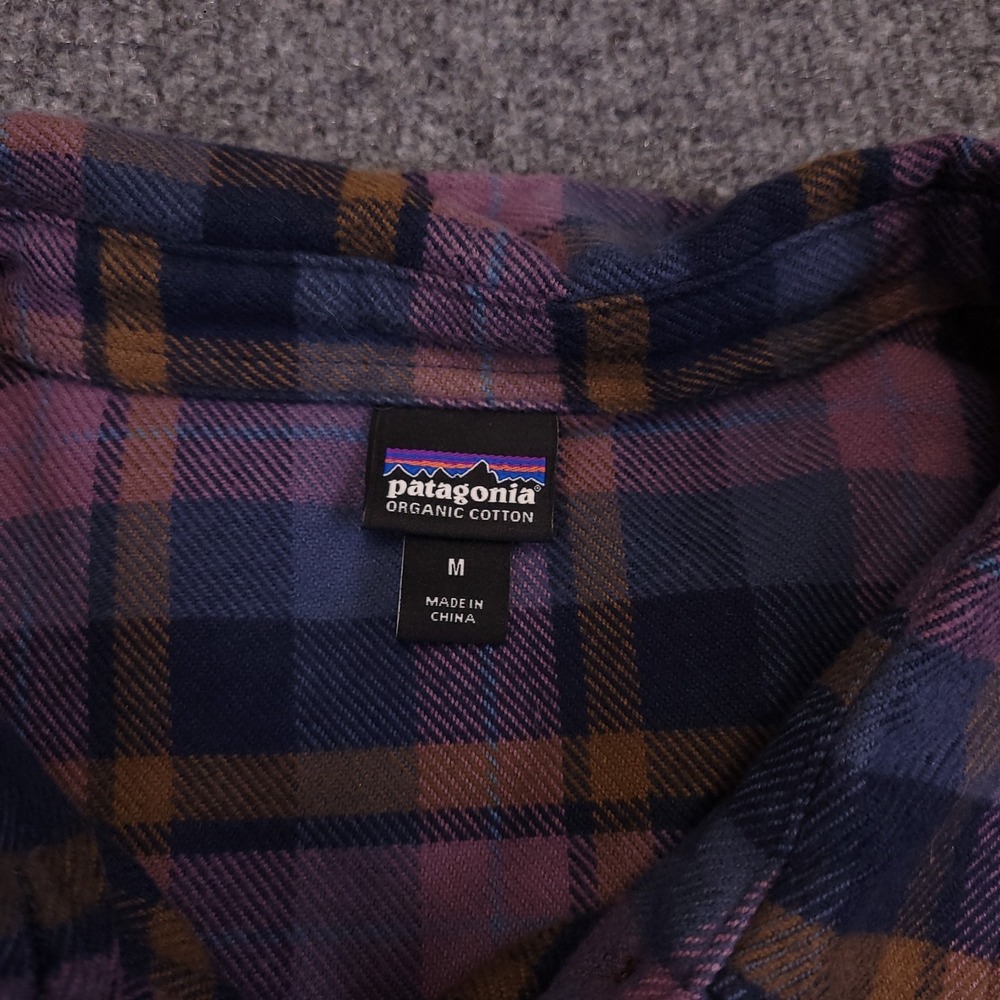 Patagonia Flannel Hiking Shirt Womens M Plaid 100% Cotton Long Sleeve Pockets - Picture 4 of 15